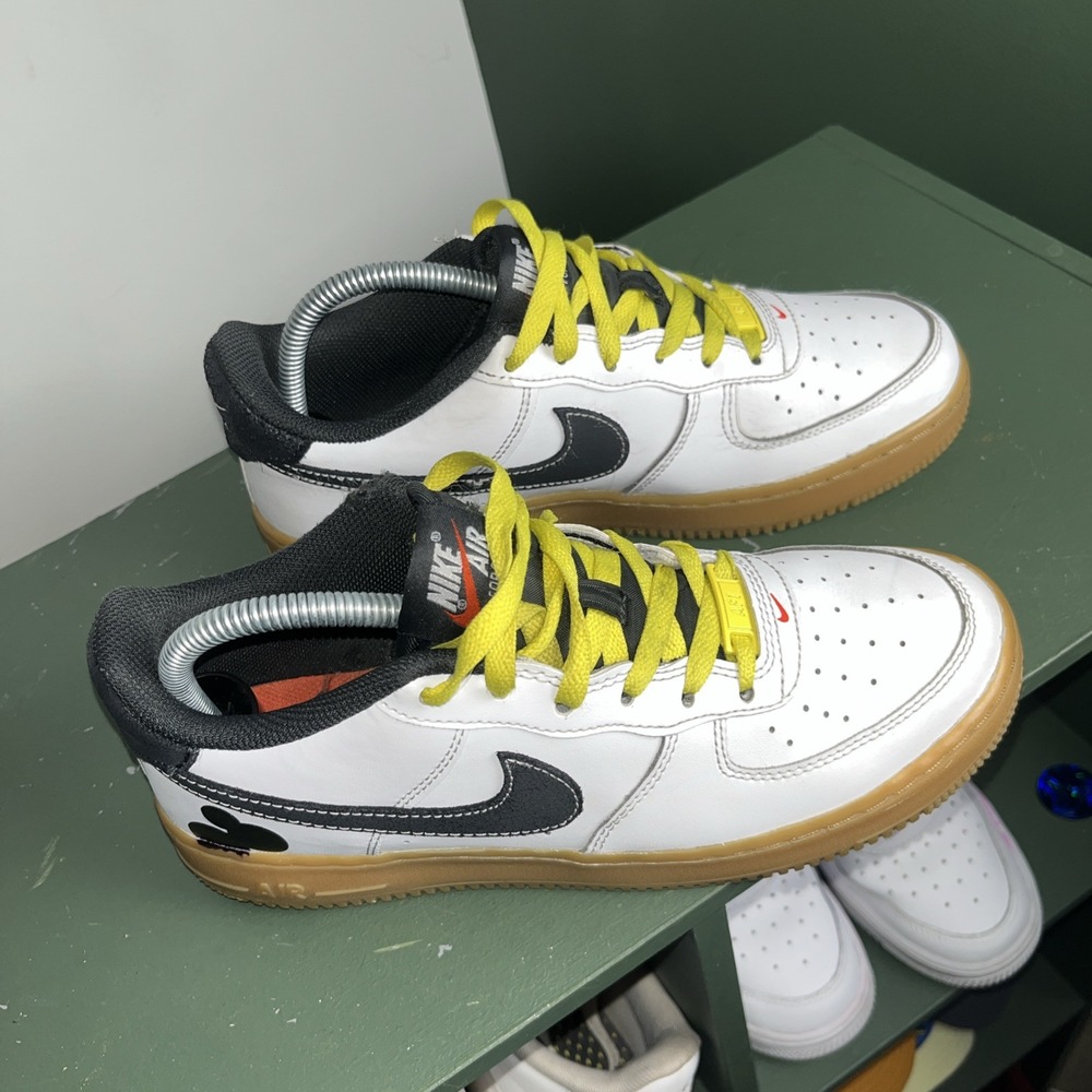Youth 7Y Or W 8.5 Nike Air Force 1 LV8 (GS), White/Anthracite-Yellow DO5854-100